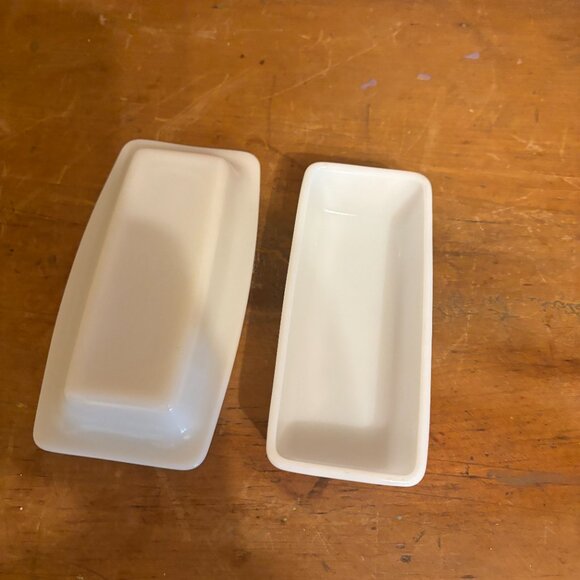 Pyrex Butterdish - Picture 3 of 4